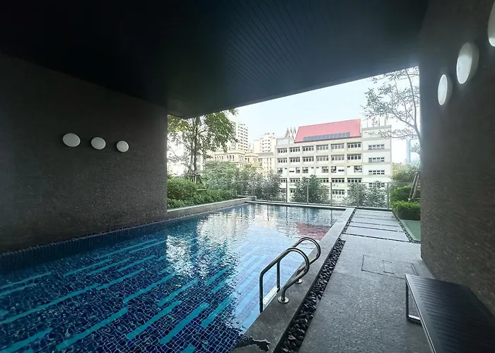 Luxurious Downtown 1br - Ultra Fast Wifi - Bts Asoke Apartment